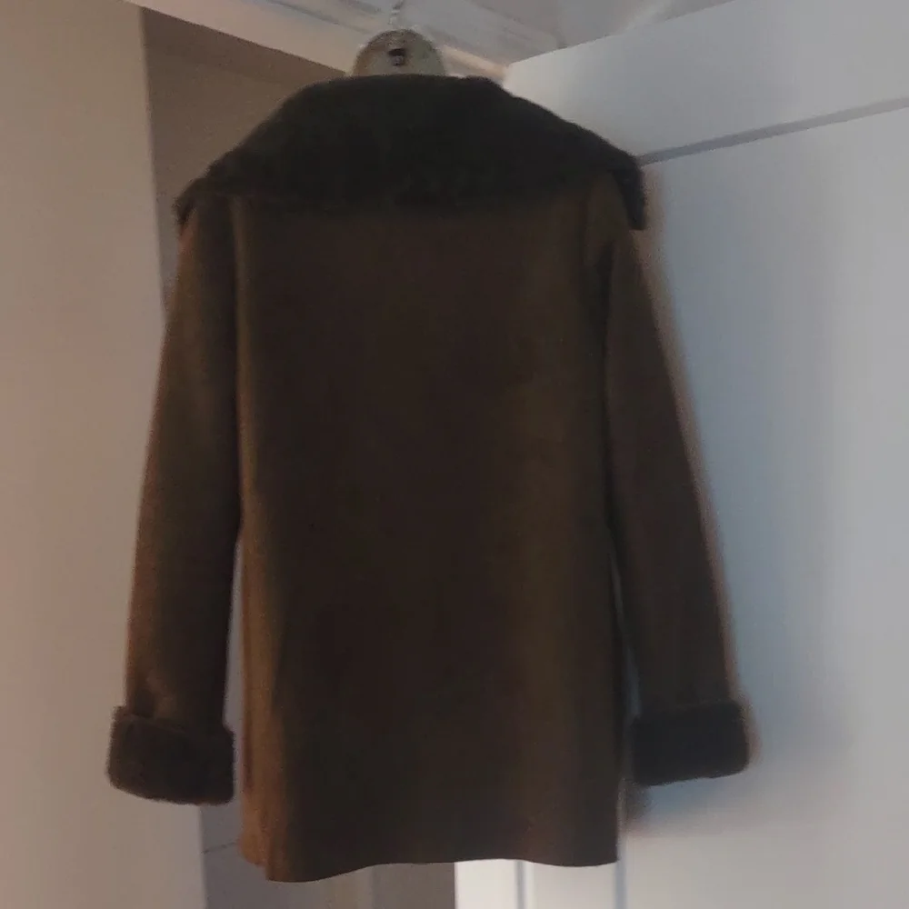 Love Token Olive Green Soft Suede-like Rabbit Fur Collar with Metal Stud Detail - Picture 7 of 13